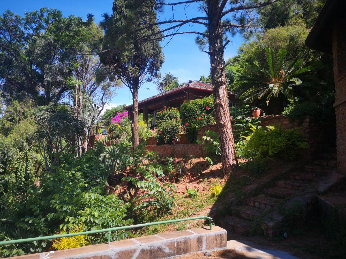 Metsing At Harties Hotel Hartbeespoort Buitenkant foto