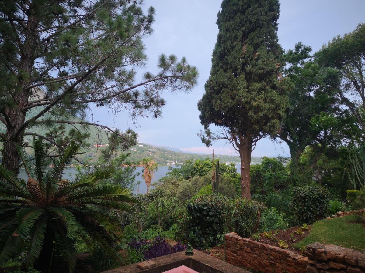 Metsing At Harties Hotel Hartbeespoort Buitenkant foto