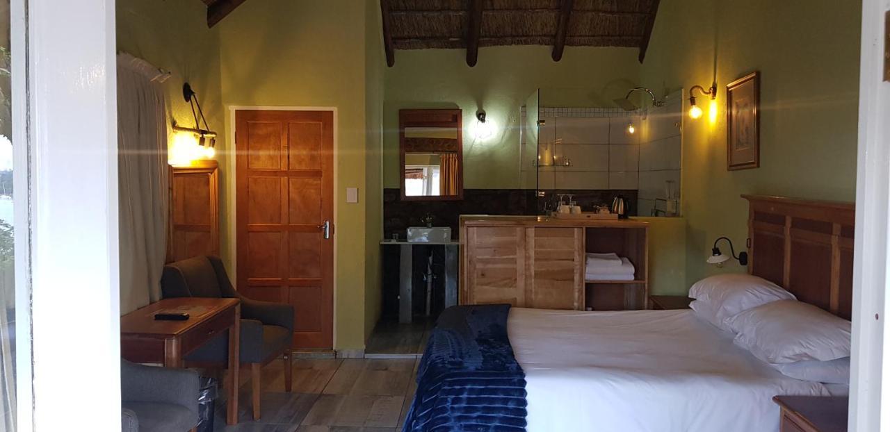 Metsing At Harties Hotel Hartbeespoort Buitenkant foto