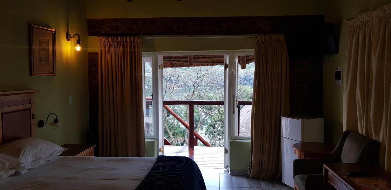Metsing At Harties Hotel Hartbeespoort Buitenkant foto